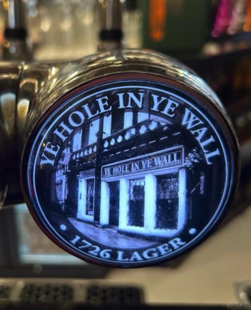 Ye Hole in Ye Wall 1726 Lager 4.0%, Ye Hole in Ye Wall, England
