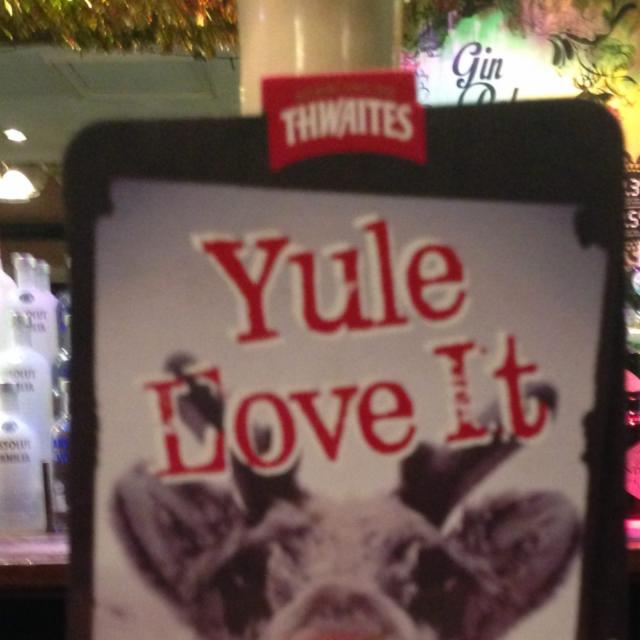 Yule Love It 4.0%, Thwaites Brewery, England