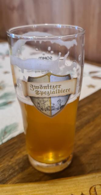 Zwönitzer Hefe Weizen 5.0%, Brauerei Zwönitz, Germany