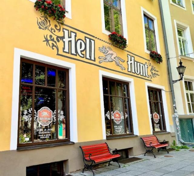 Hell Hunt