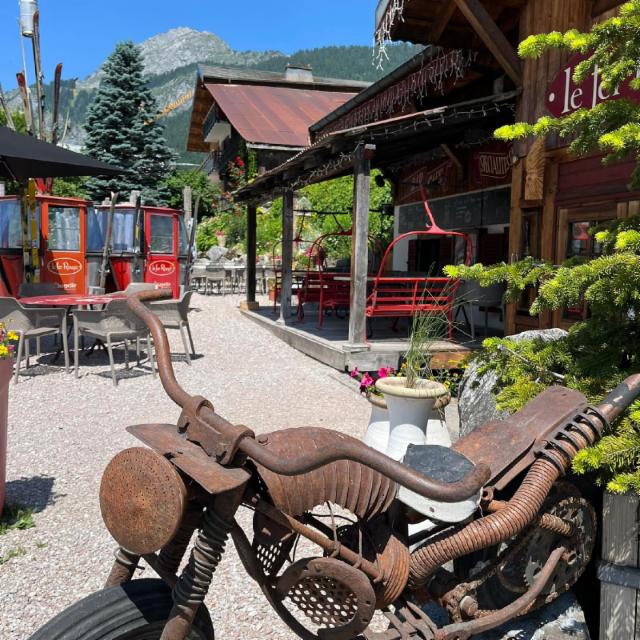 La Maison Du Père Georges - Le Fer Rouge