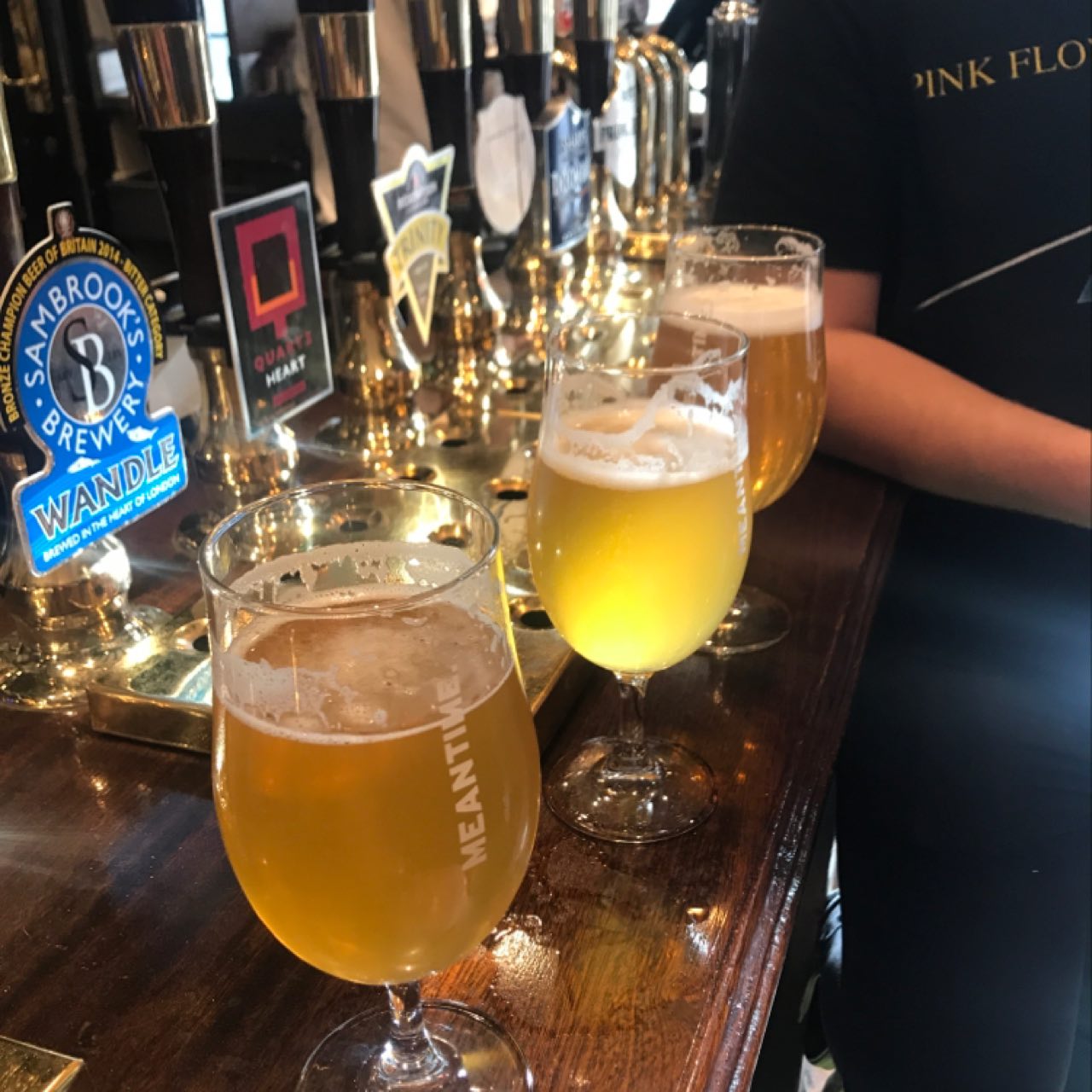 Santo Del Frio, England