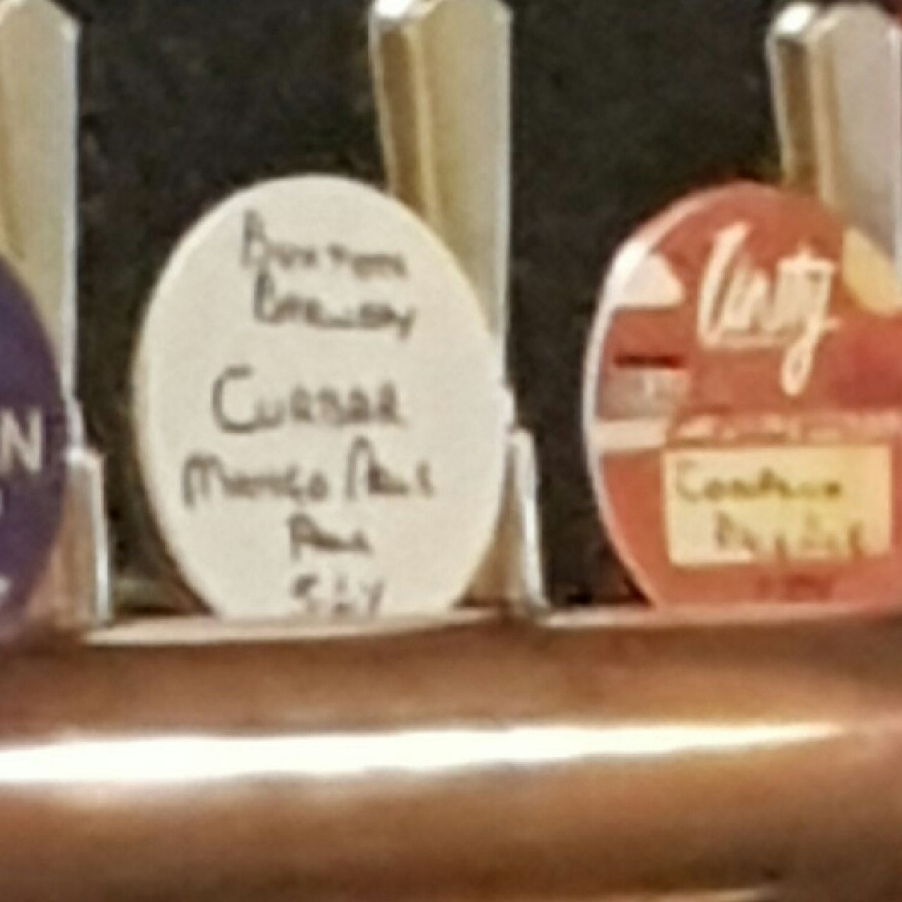 Curbar Mango Pale, England