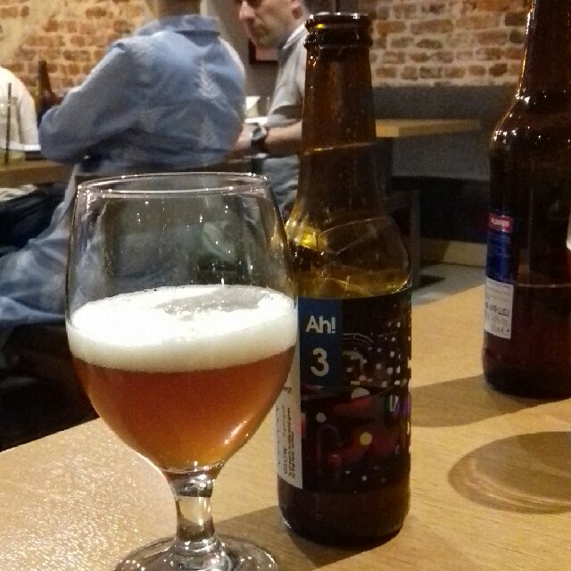 Ah! 3 Bulgarian Pale Ale, Kaš Balkan Brewtopia