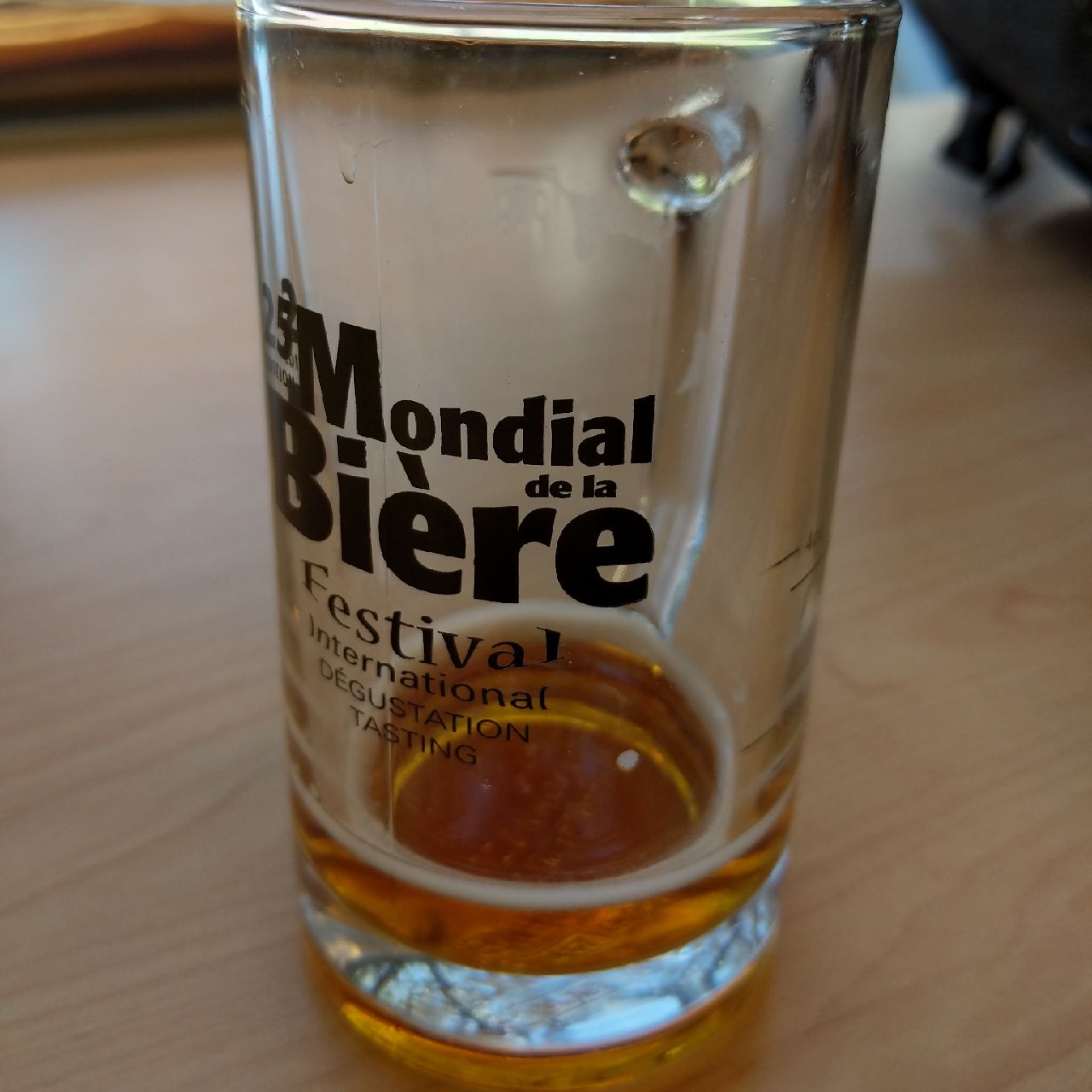 Charles Henri Amber Ale Ambrée, Canada