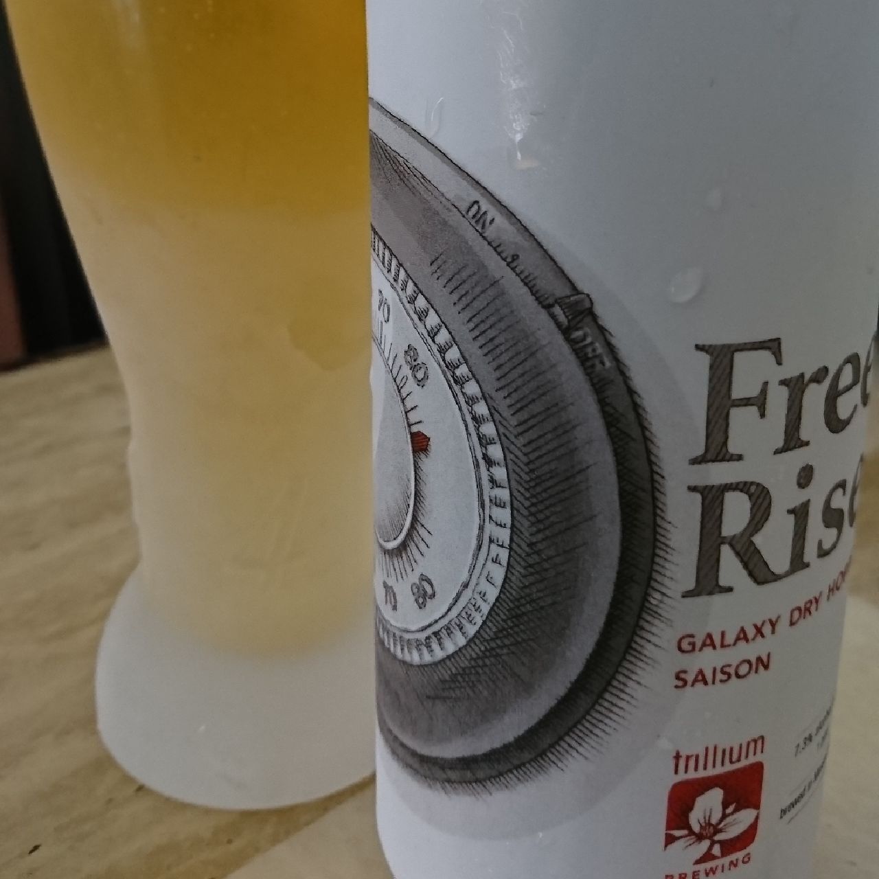 Free Rise Galaxy Dry Hopped Saison, United States