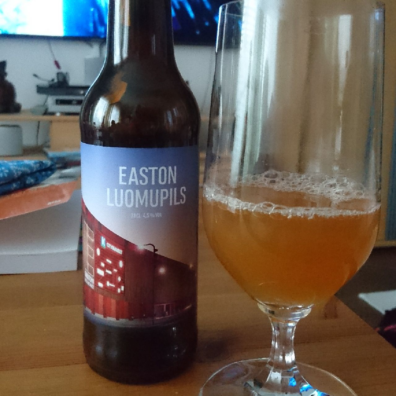 Easton Luomupils, Finland