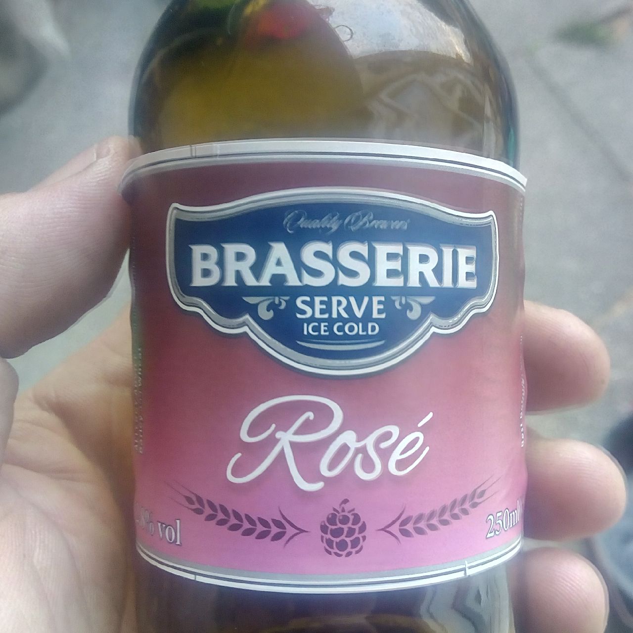 Brasserie Rosé, England