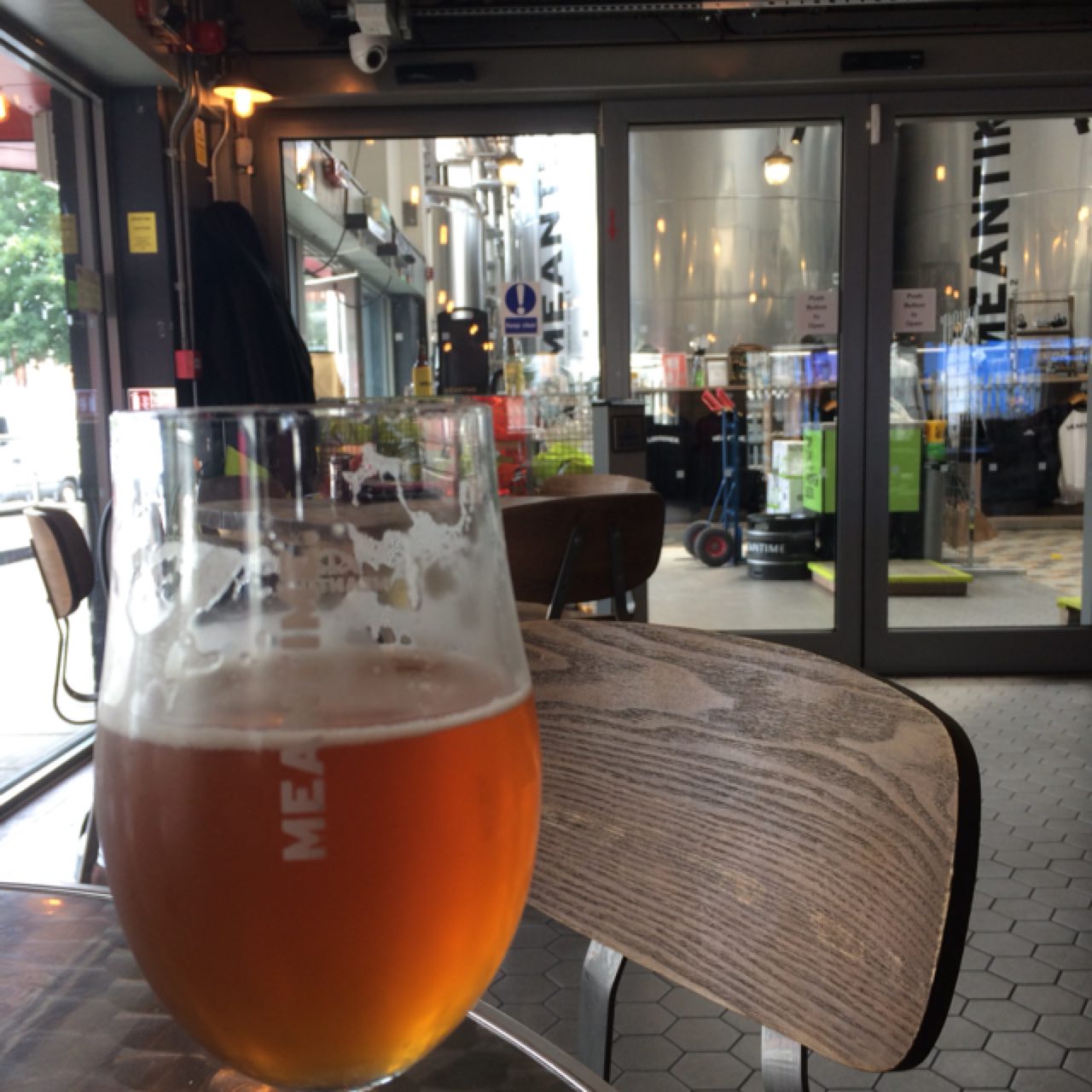 Kiwi Coast Pale Ale., England