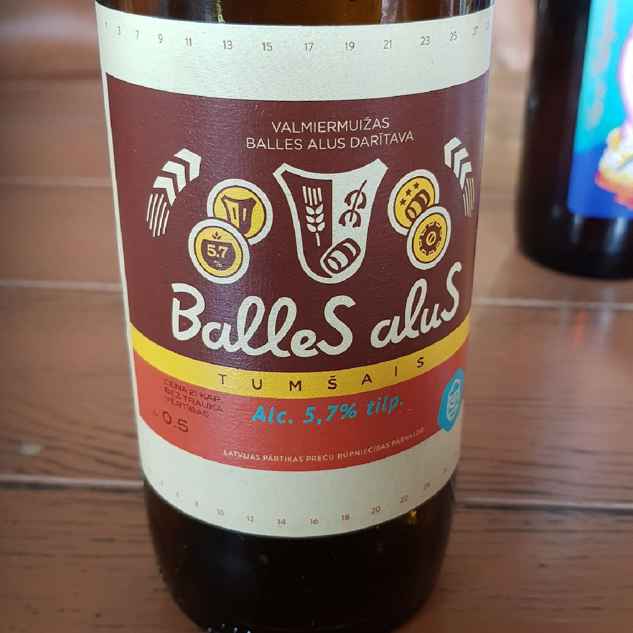 Balles Alus Gaišais, Latvia