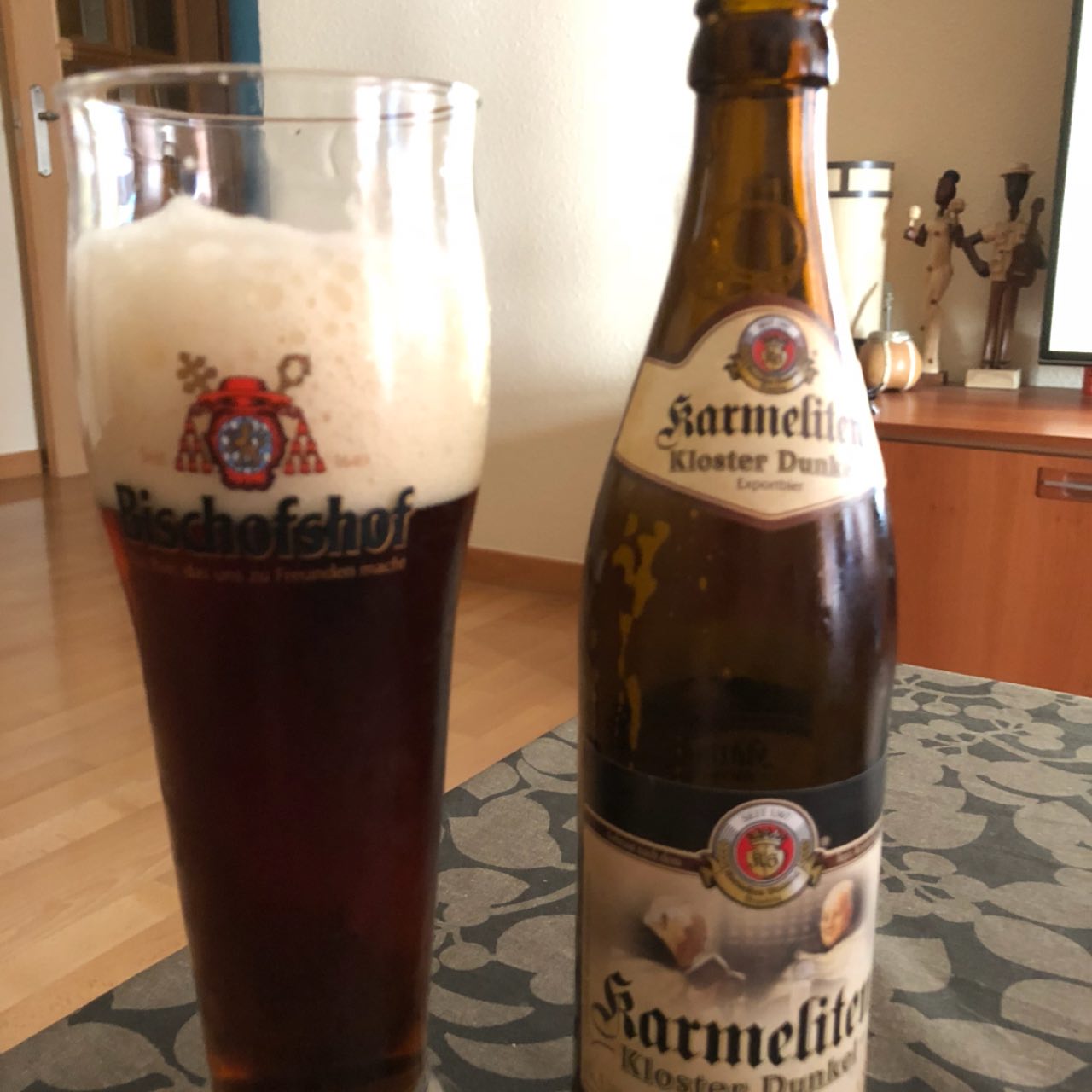 Karmeliten Kloster Weizen Dunkel, Germany