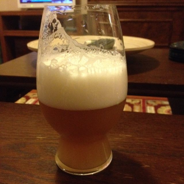 Valkoinen Jänis, Finland