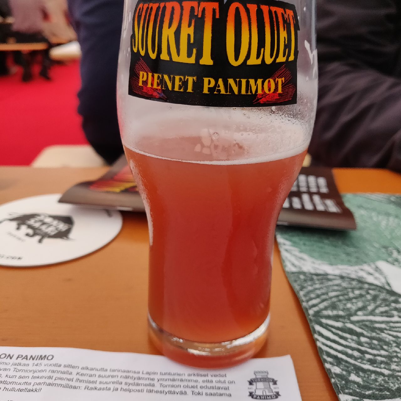 Raparperi-metsämansikka Berliner Weisse, Finland