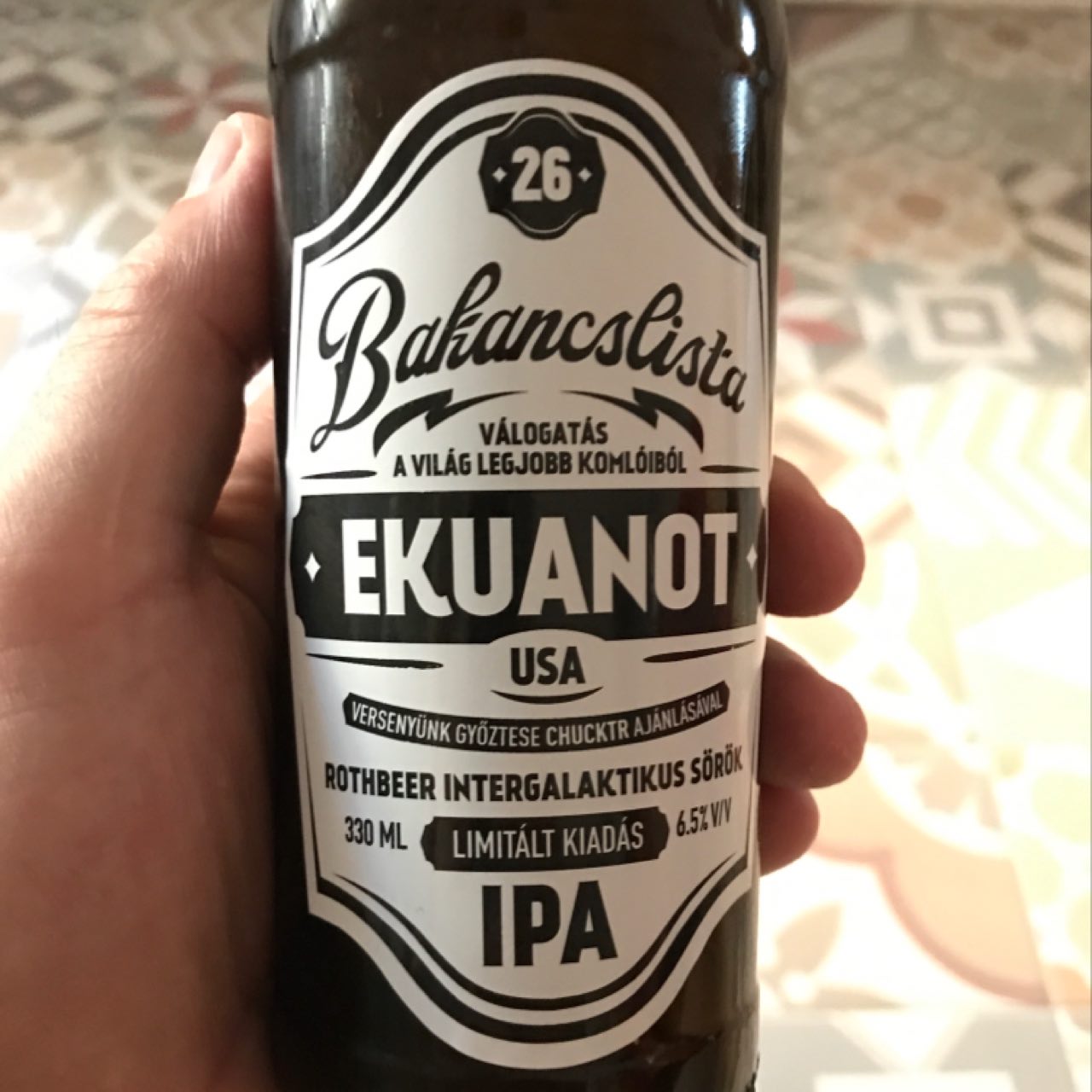 Bakancslista 26 - Ekuanot, Hungary