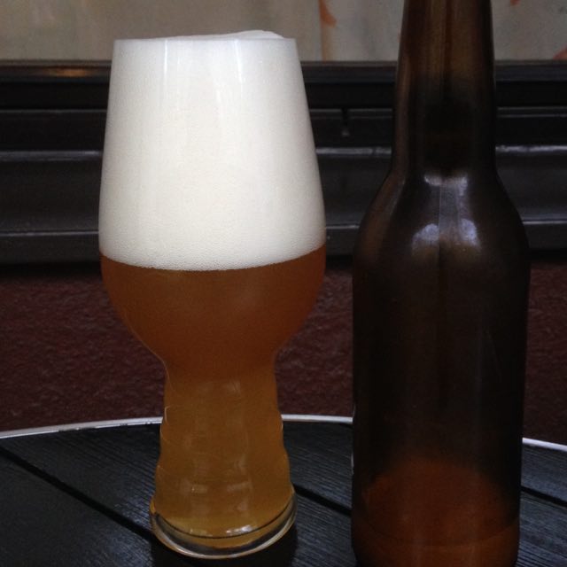 Valkoinen Jänis, Finland