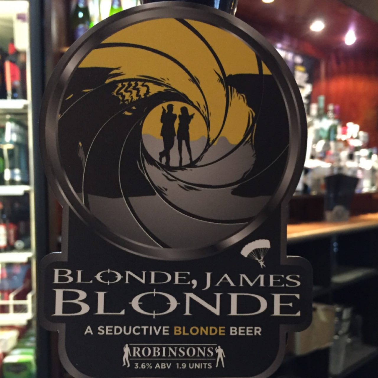 Blonde, James Blonde, England