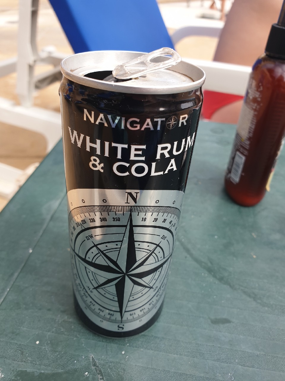 Navigator White Rum & Cola, England
