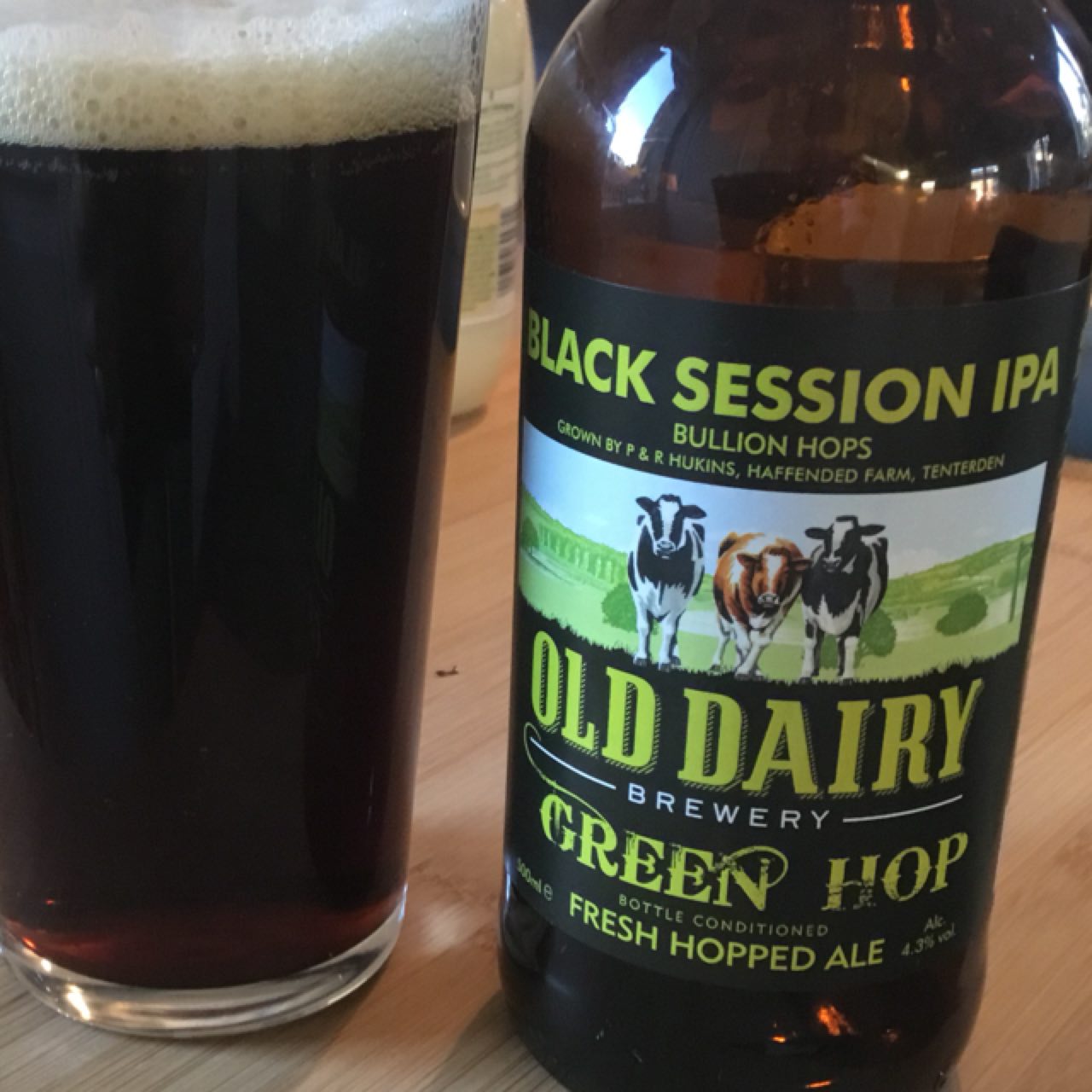 Green Hop Bullion Hops - Black Session IPA, England