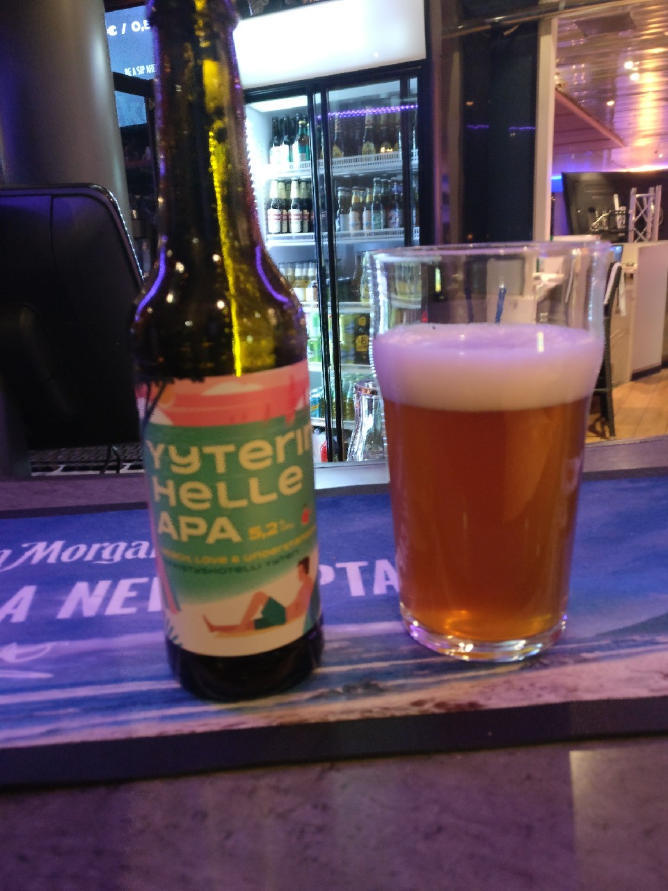 Yyterin Helle Apa, Finland