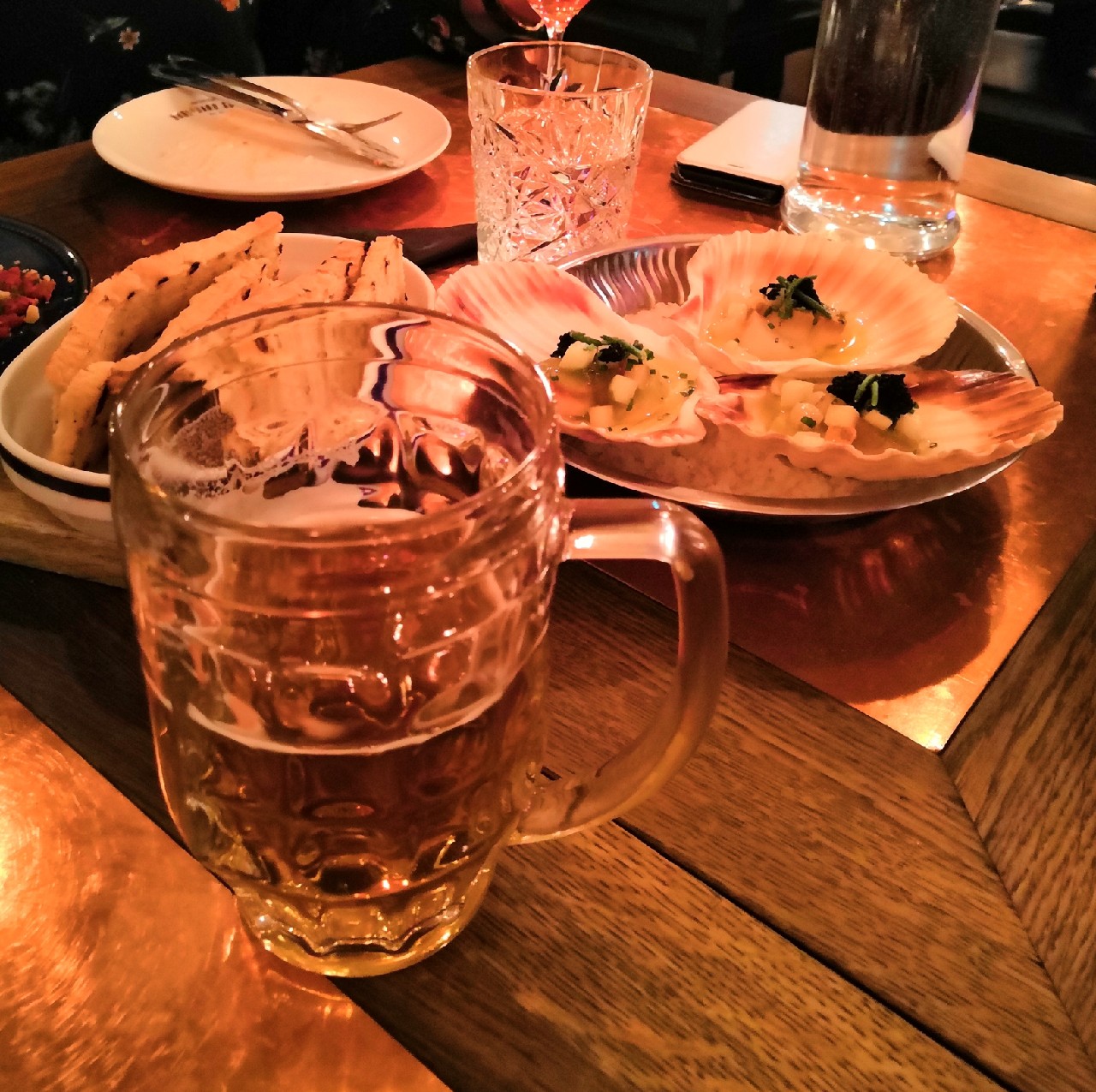 Konossööri Pils, Finland