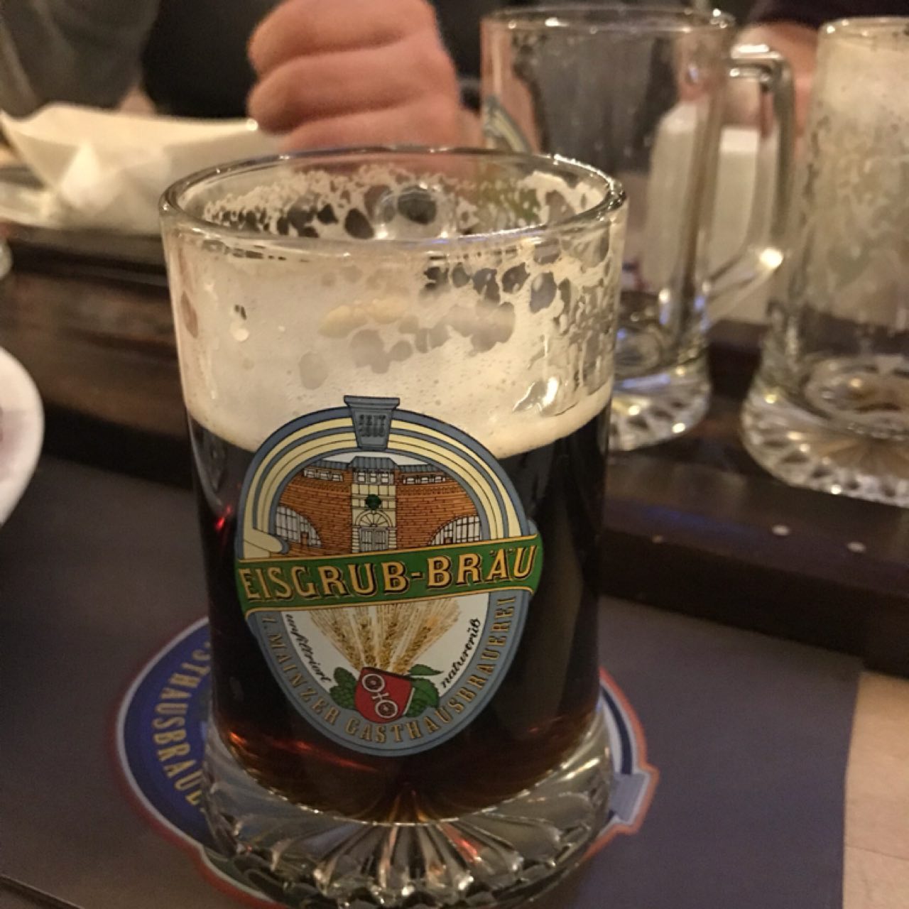 Eisgrub Bräu Schwarzbier, 1. Mainzer Gasthausbrauerei GmbH