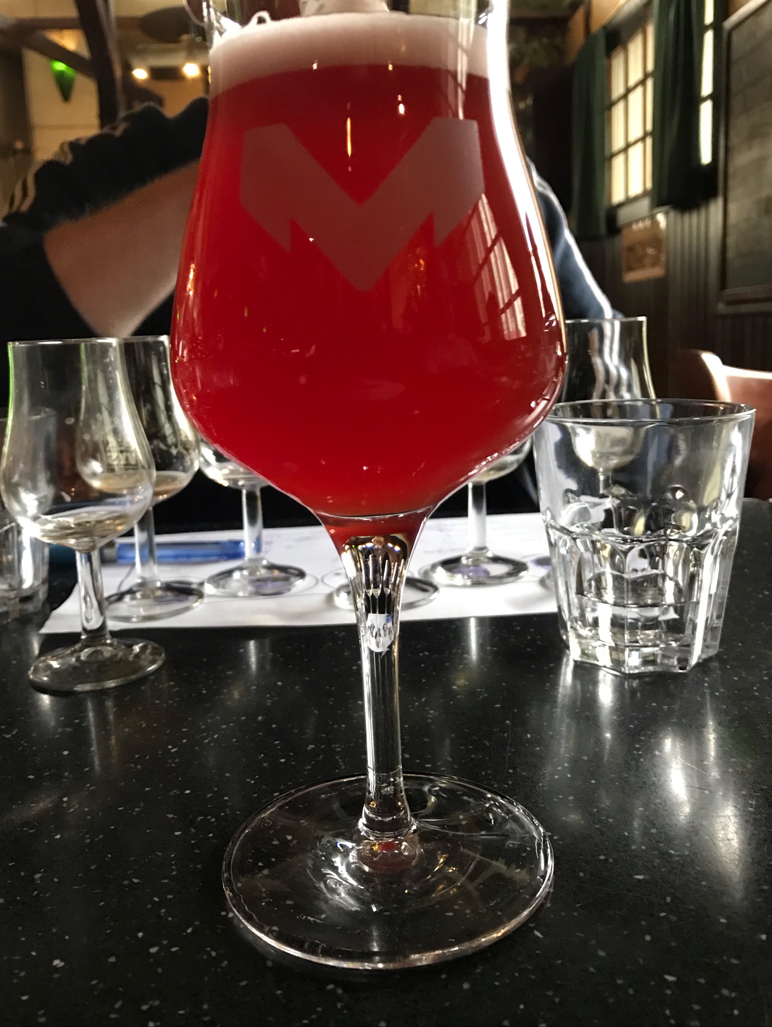 Mufloni Vadelma Sour 6.0%, Finland