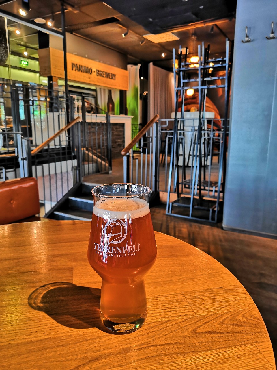 Hehkeä Helmi, Finland