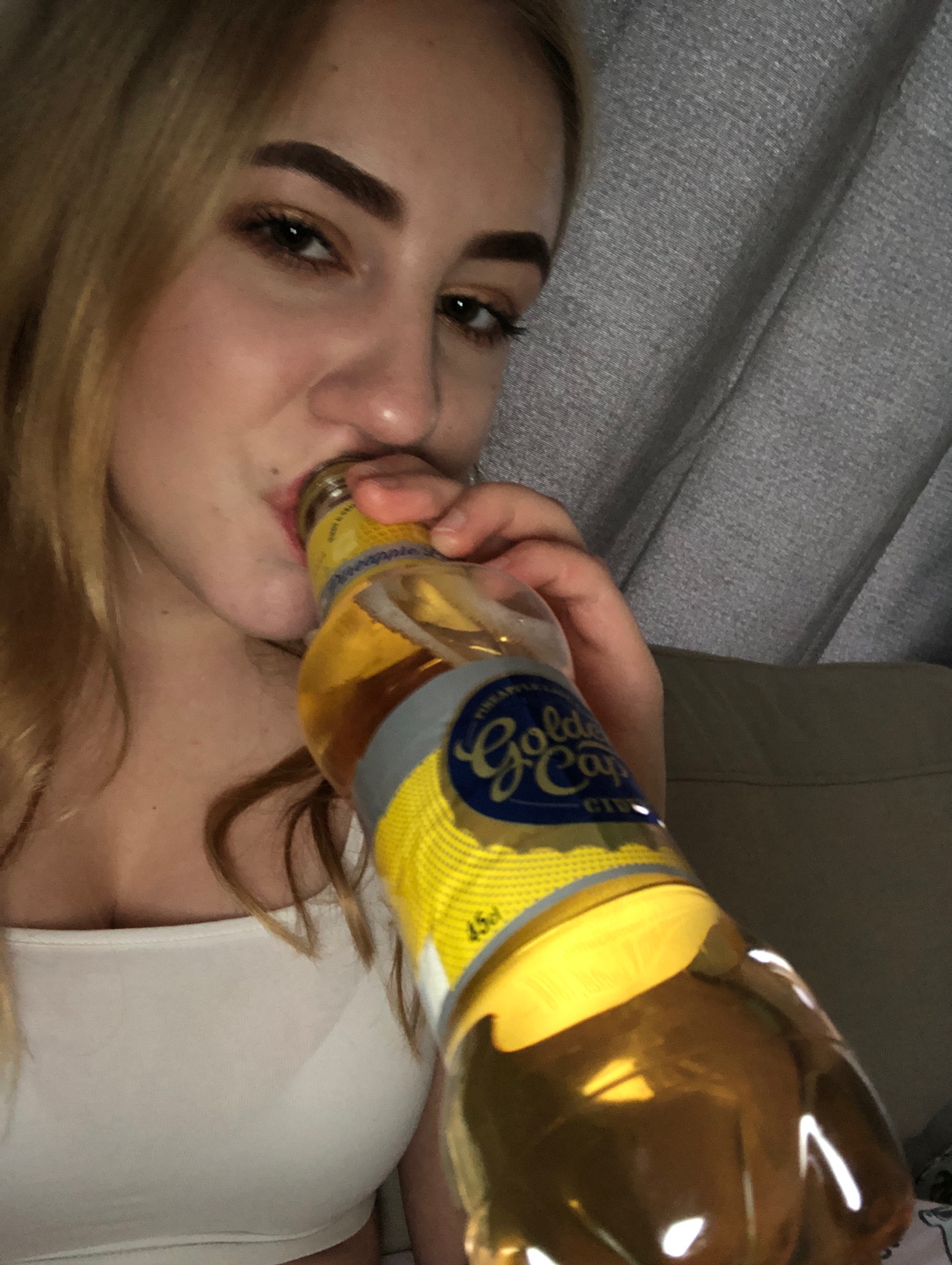 Golden Cap Pineapple Light, Finland