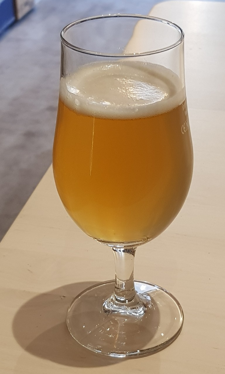 Foeder Beer Centennial & Hallertau Tradition, England