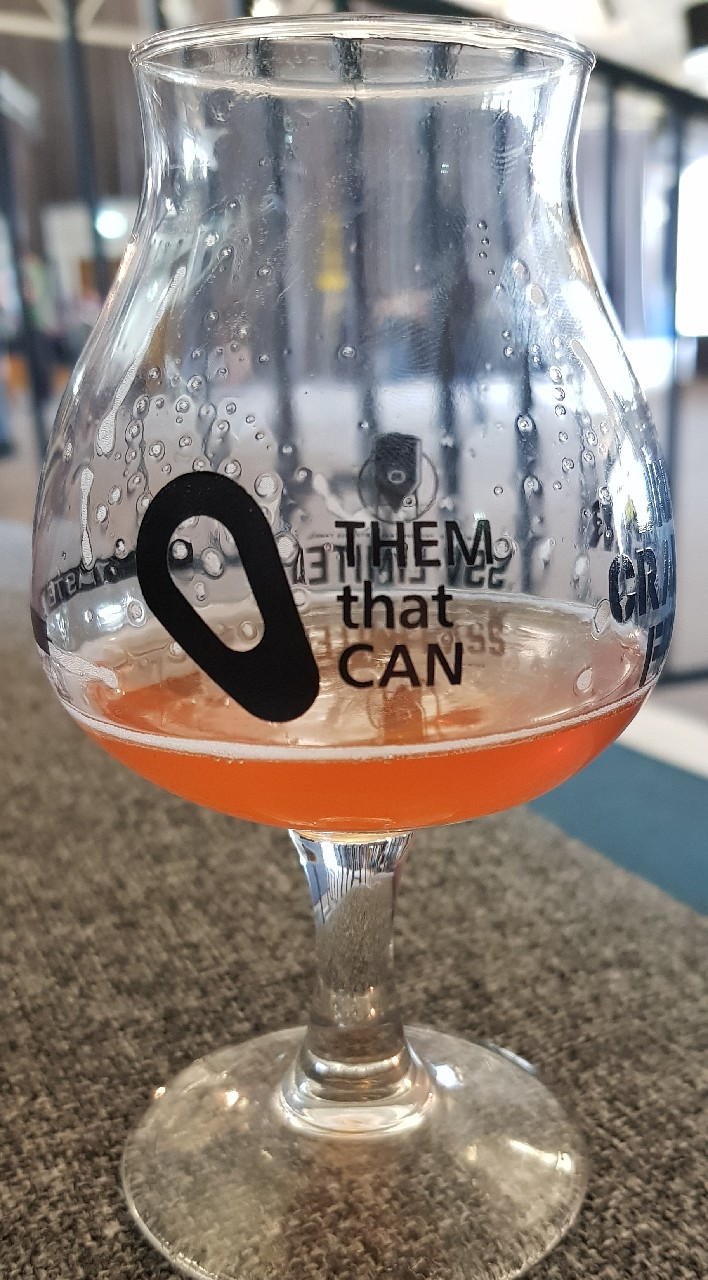 Twisted Lips - Tropical Sour, England