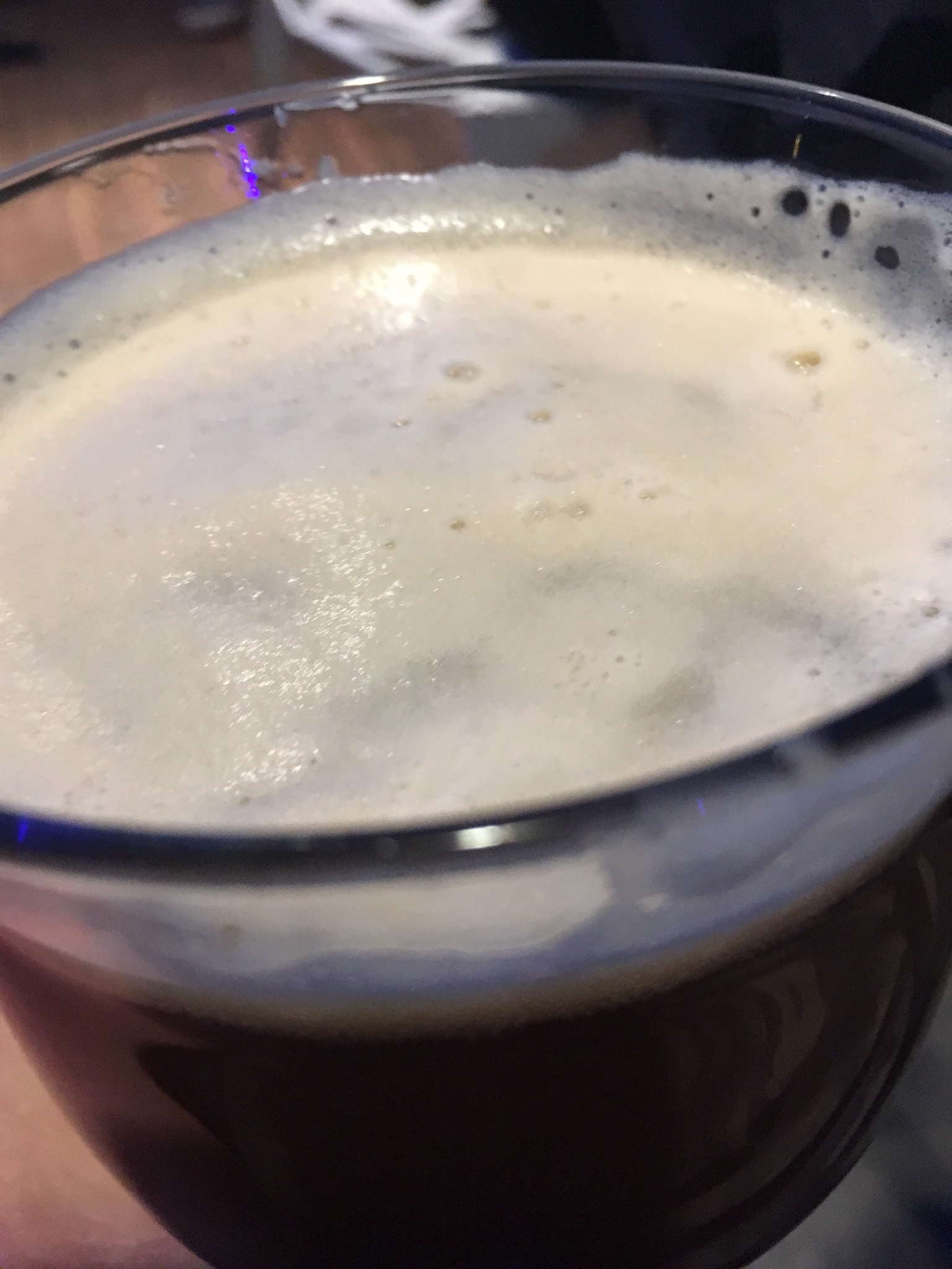 Süpermän Amarone, Finland