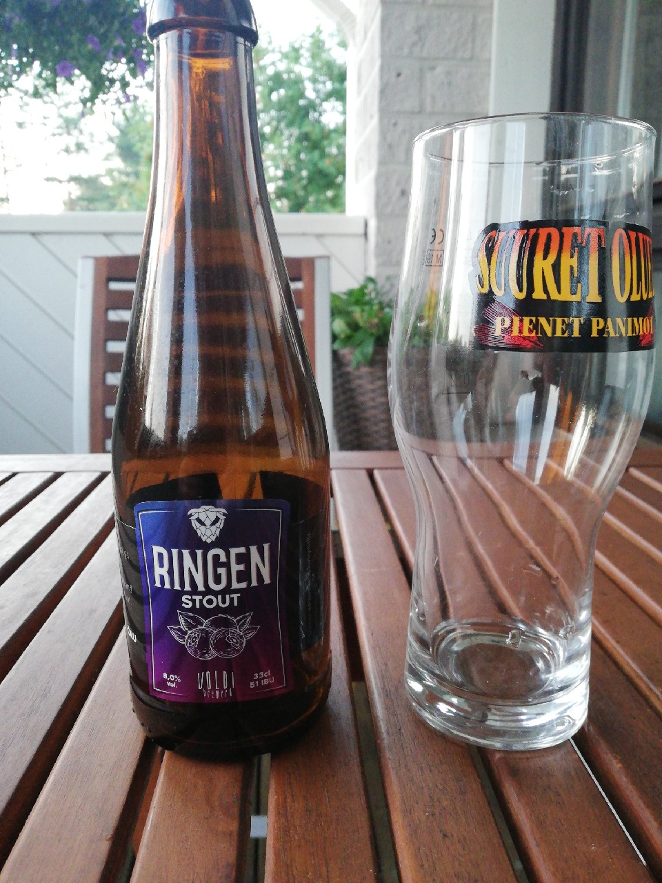 Ringen stout, Estonia