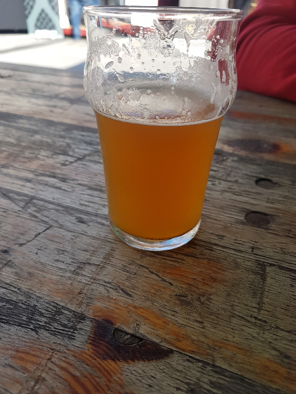 Hopson saison (Roger More Hop edition), Finland