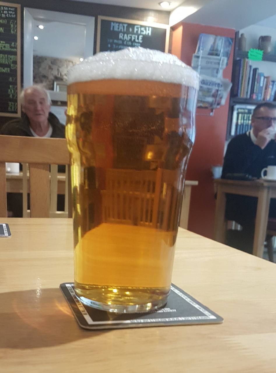 Mandarina and Amarillo, England