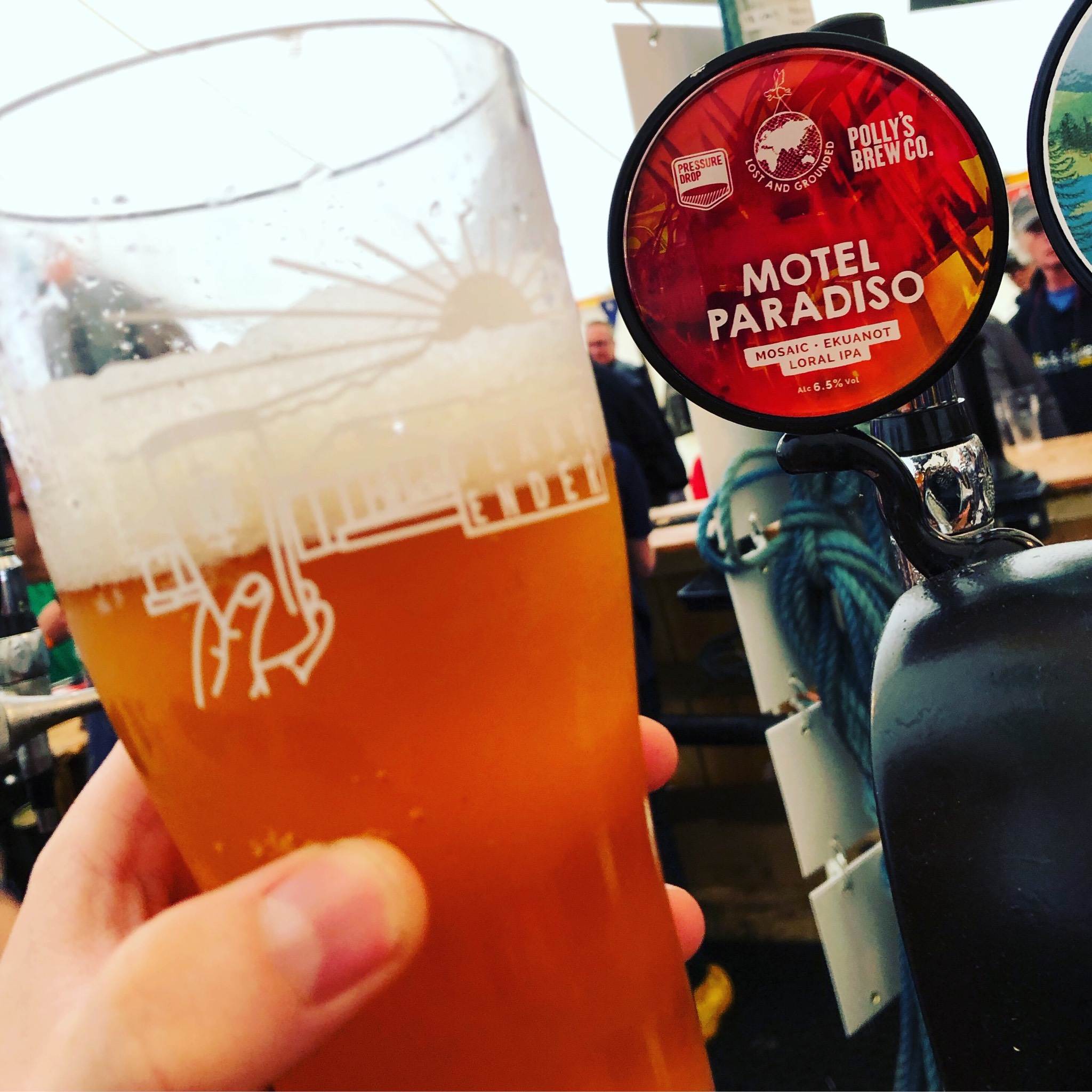 Motel Paradiso, England