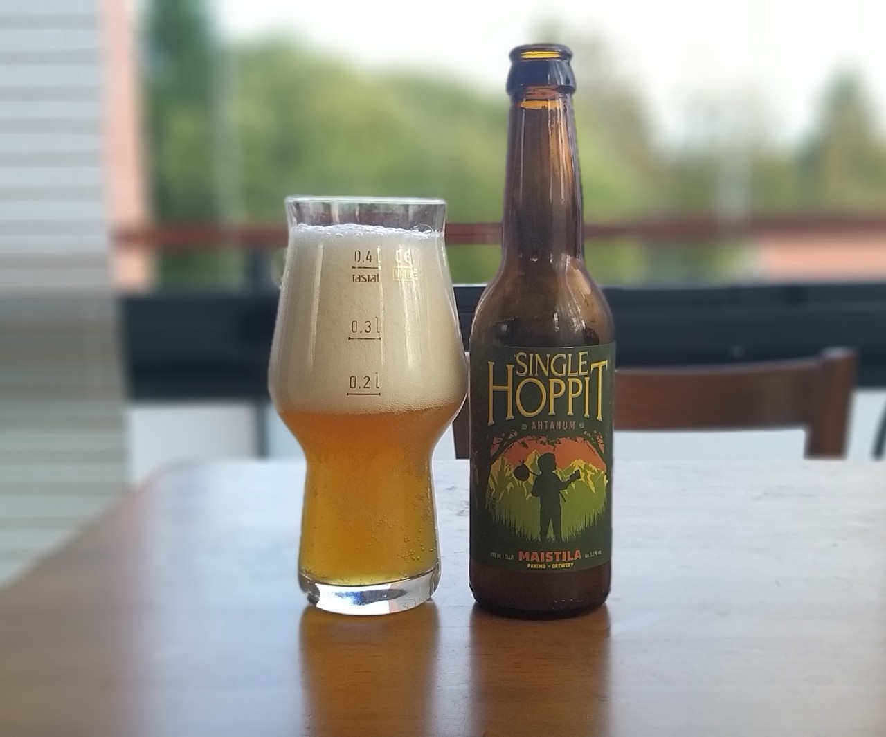 Single Hoppit Blanch, Finland