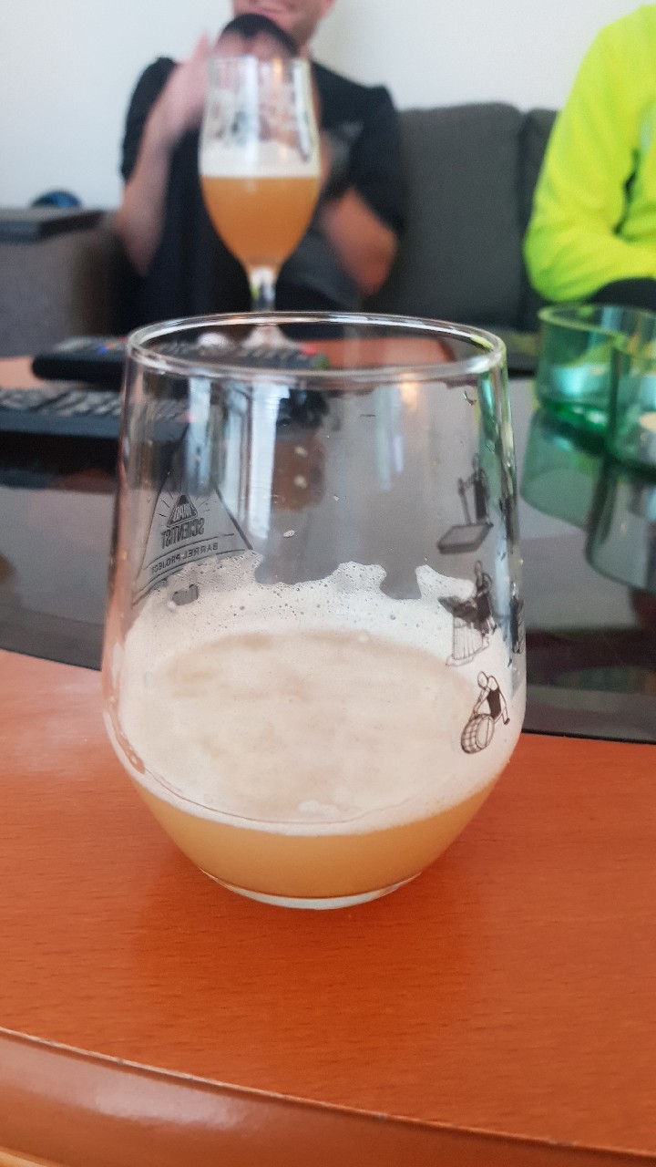 Kisamakkara 1, Finland