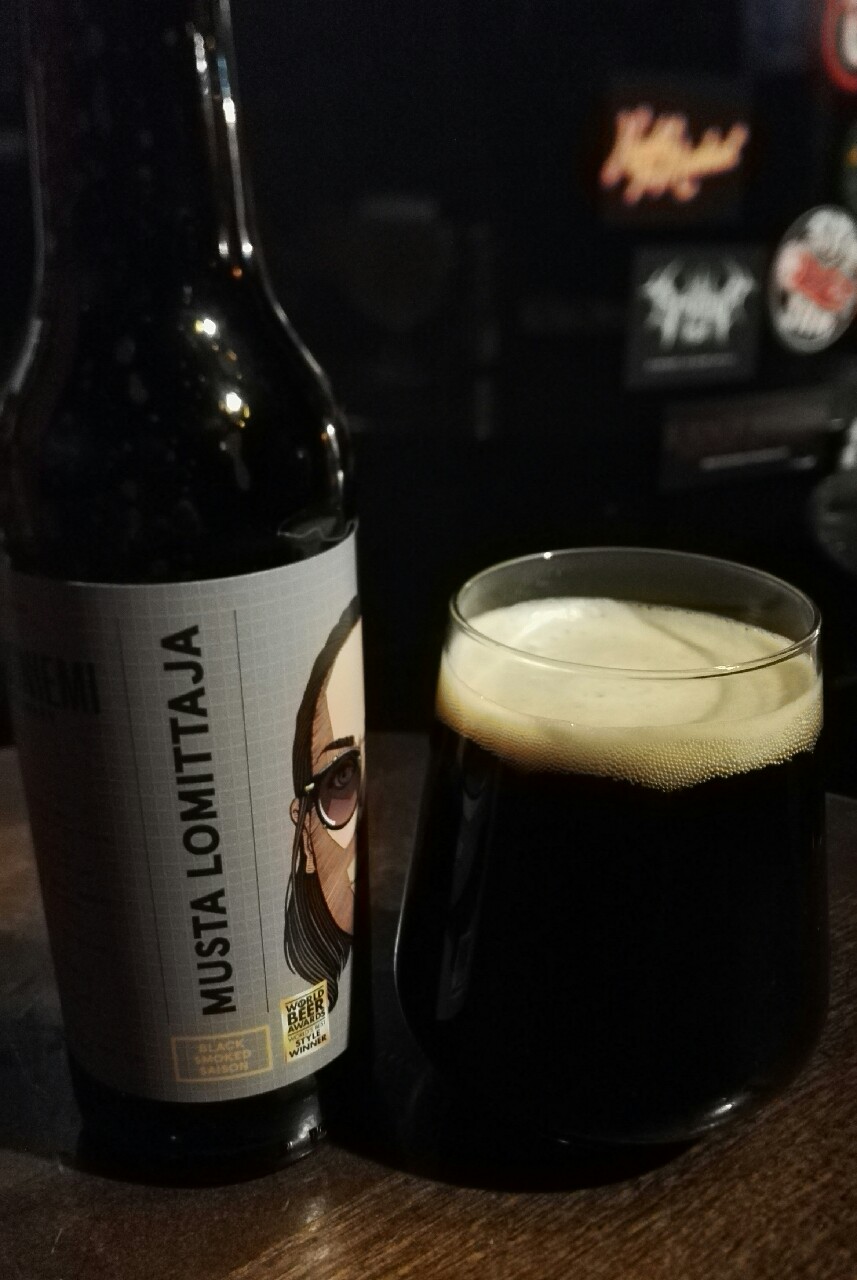 Musta Lomittaja, Finland