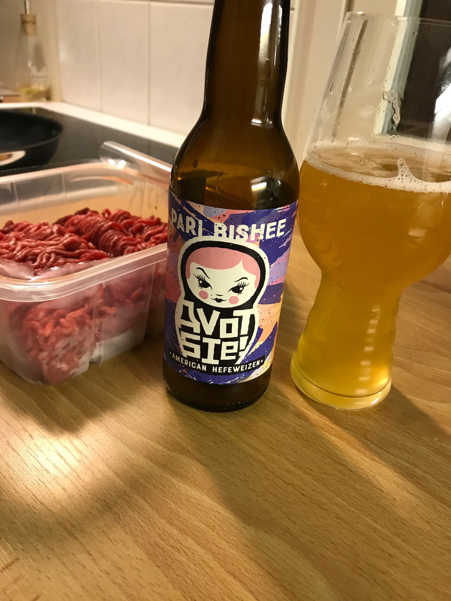 Avot Sie! Pari Bishee, Finland