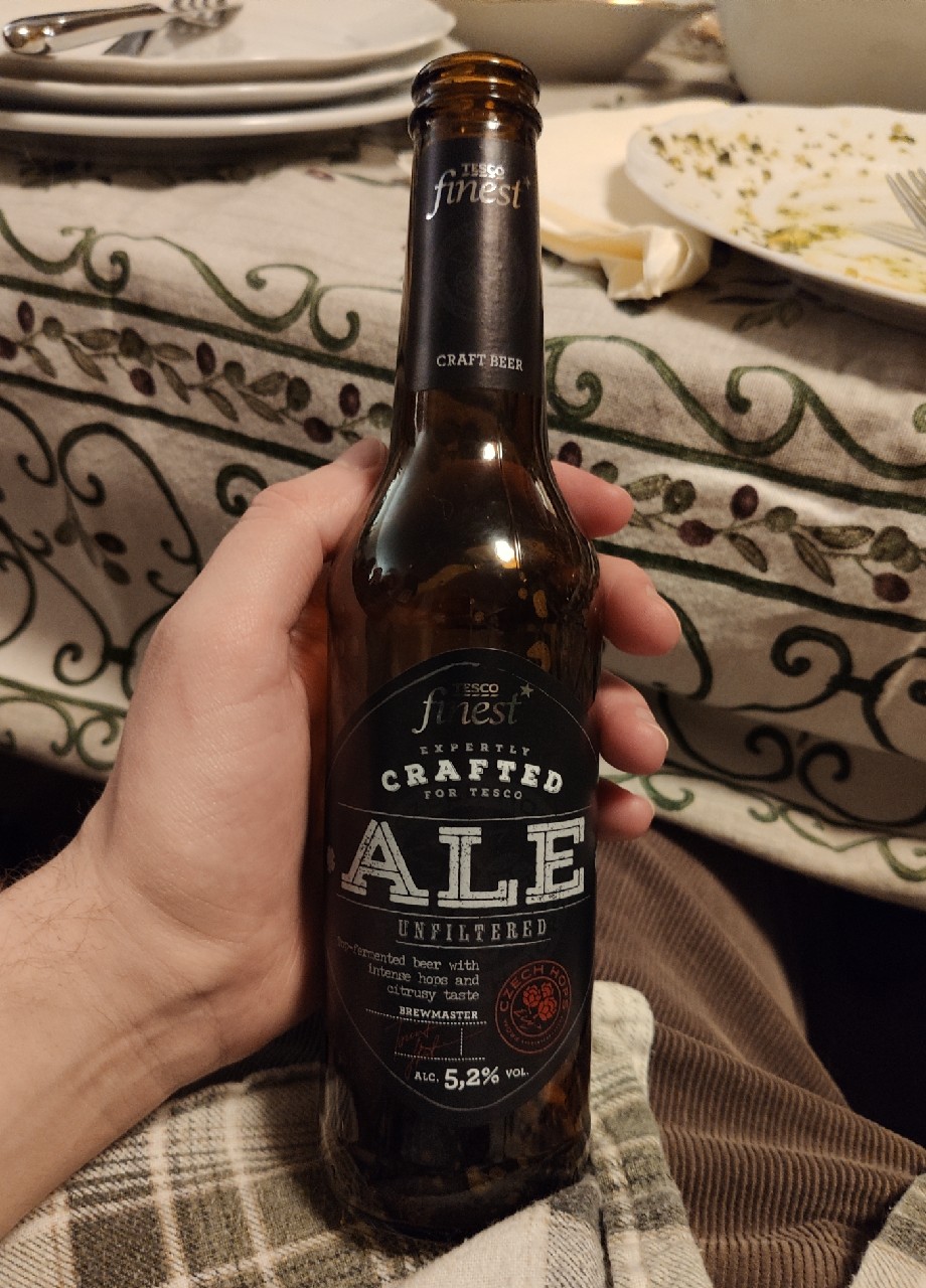 Tesco Finest Unfiltered Ale, England