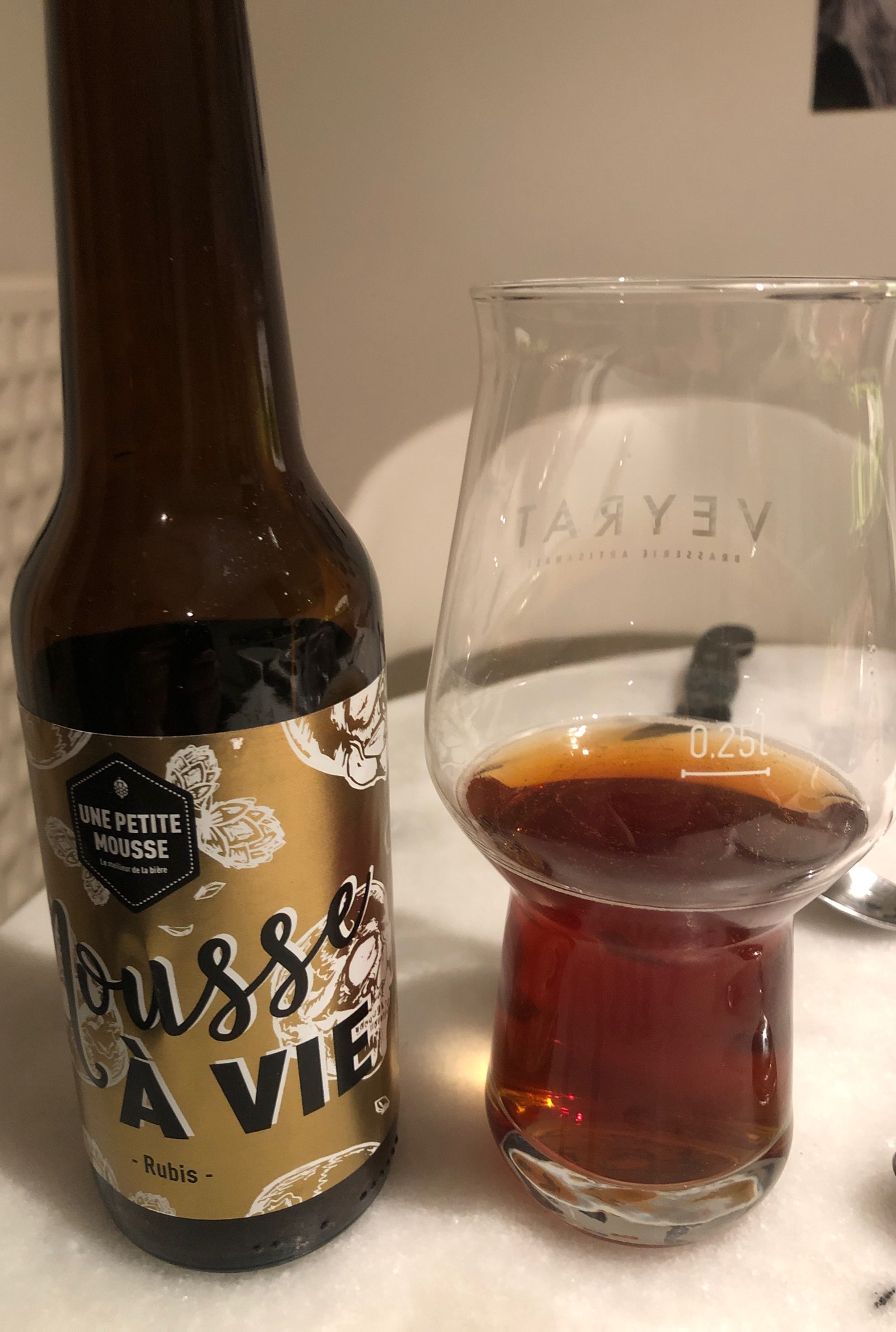 Mousse À Vie - Rubis, France