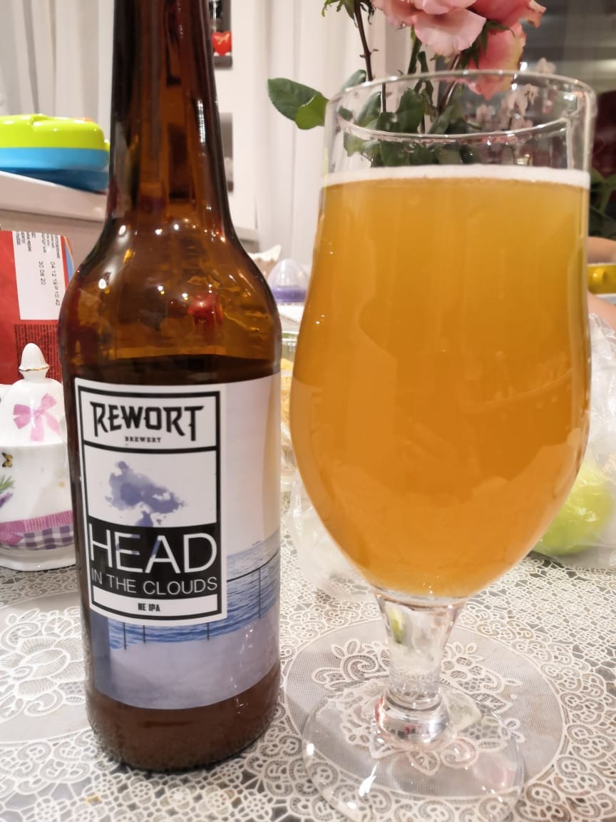 Head In The Clouds, Russia