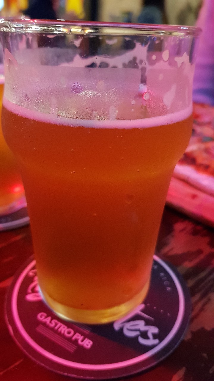 Días de Oro, Costa Rica