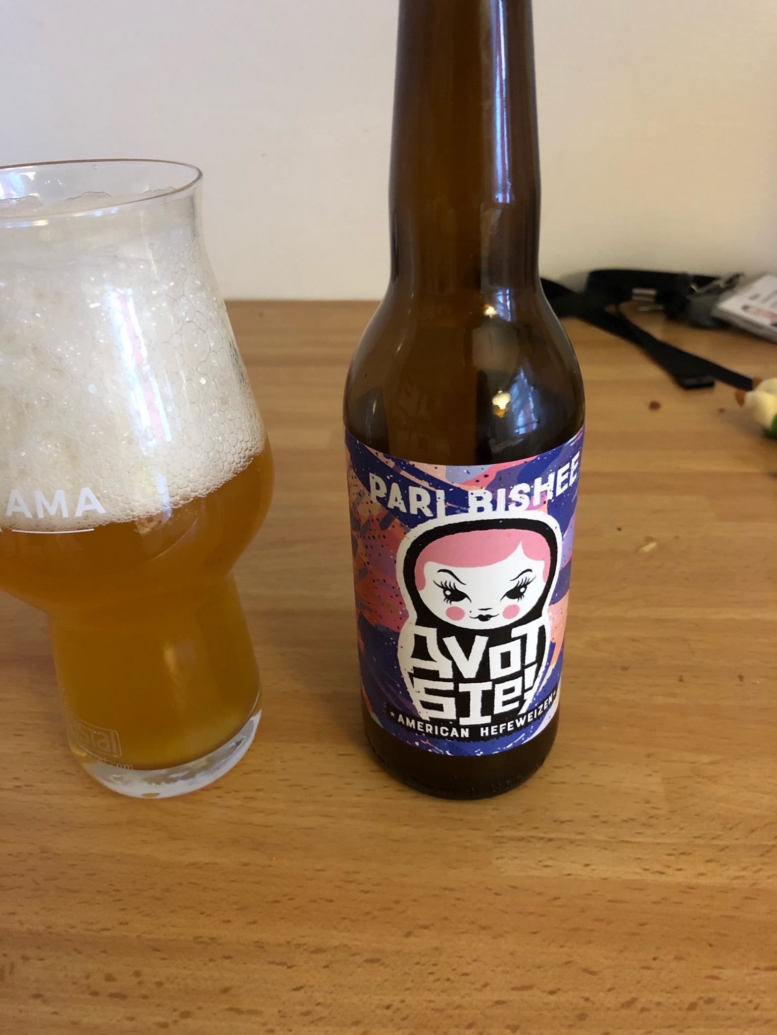 Avot Sie! Pari Bishee, Finland