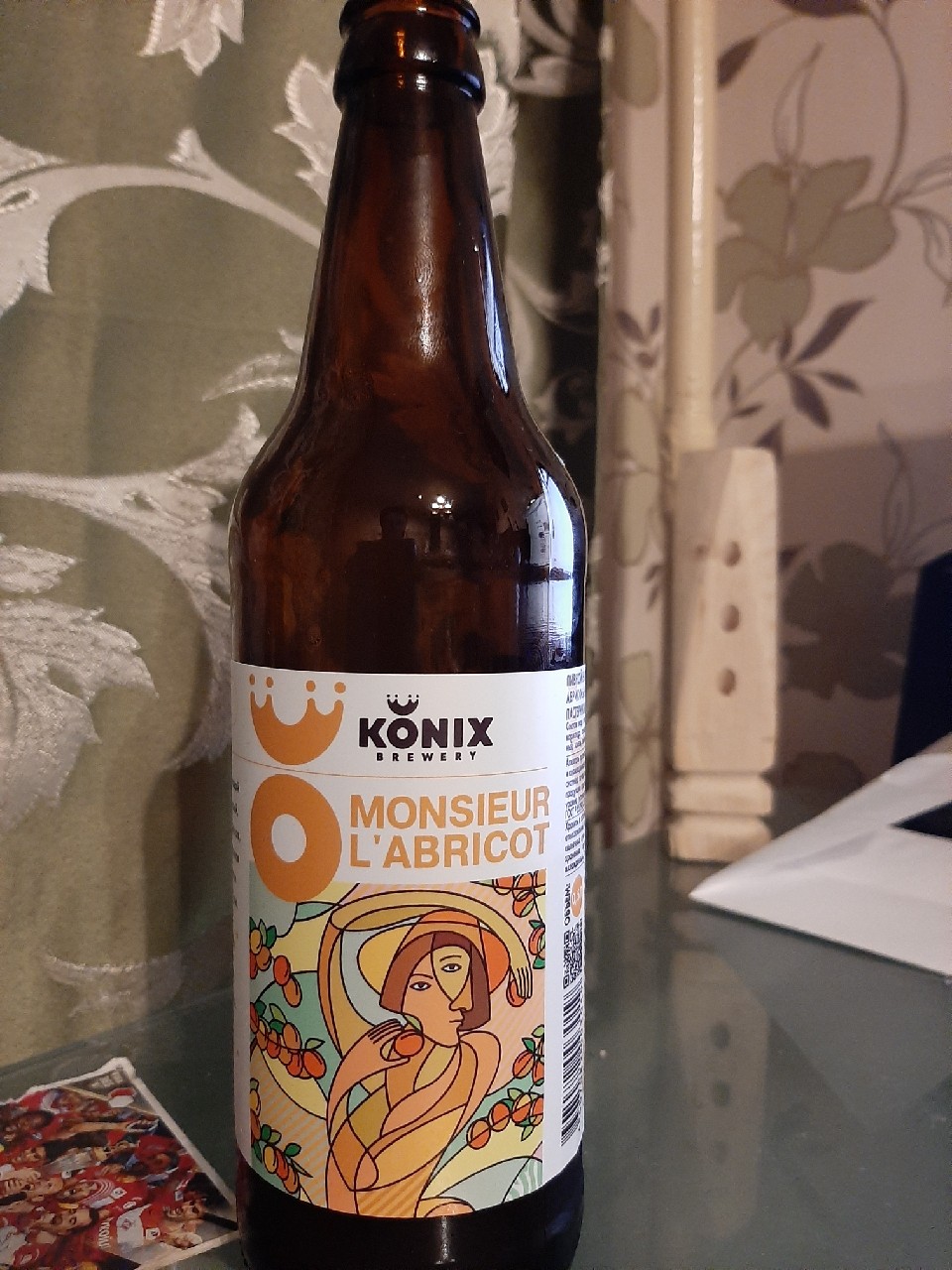 Monsieur l'Abricot, Russia