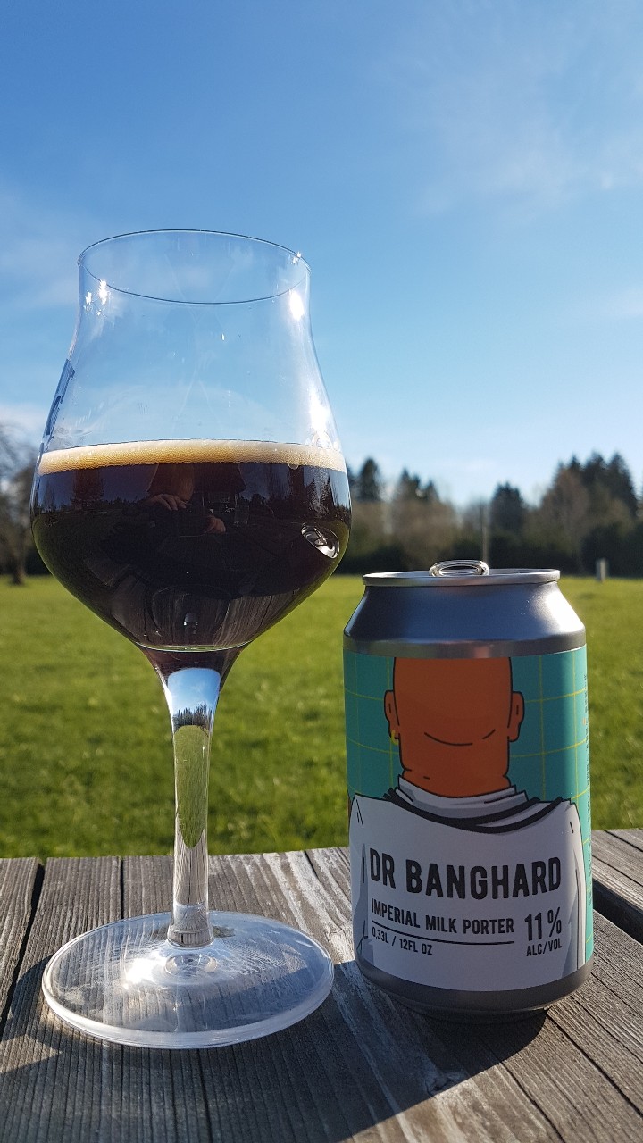 Dr Banghard, Hungary