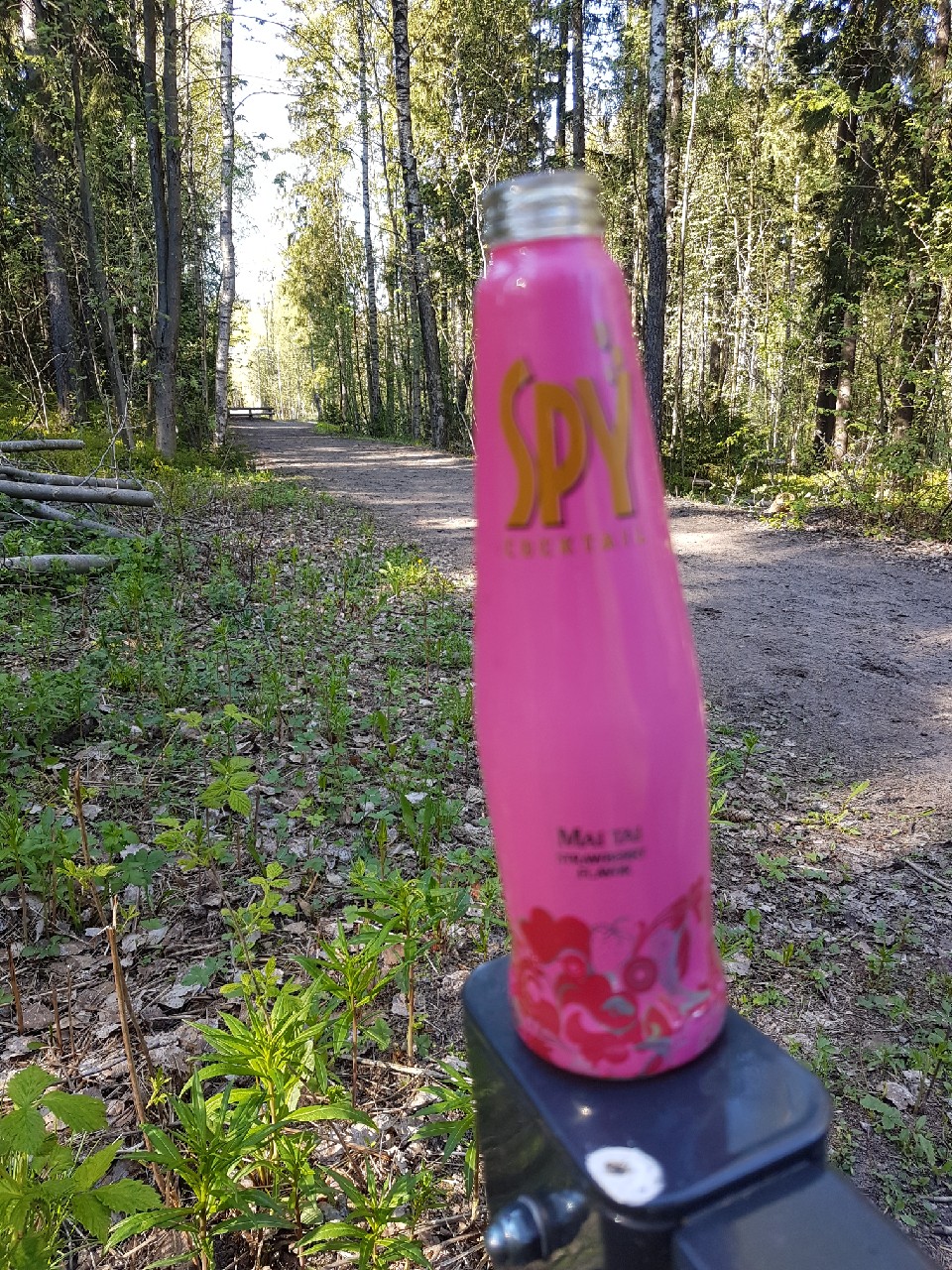 Spy Mai Tai, Thailand