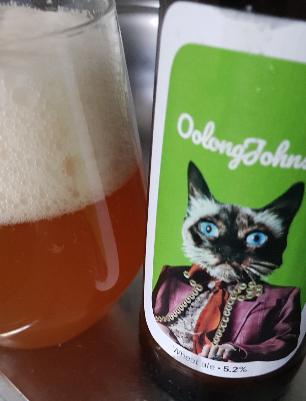 Oolong Johnson, Finland