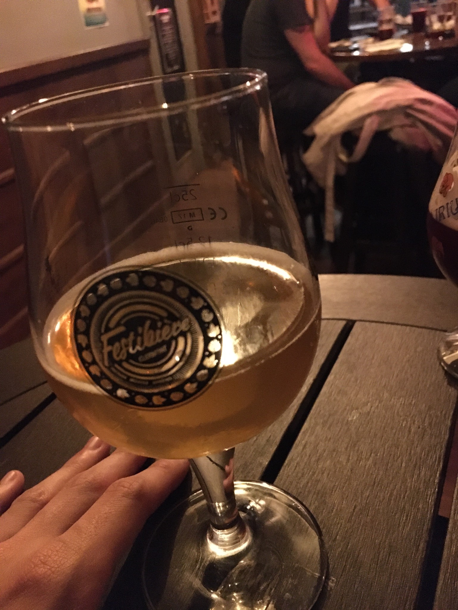 Nein Nein Hopft, France