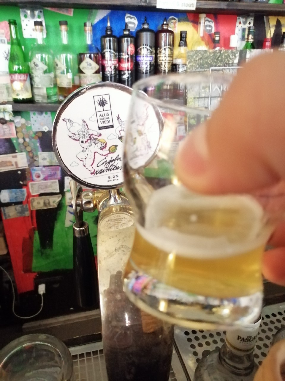 Eņģeļu Kaislības, Latvia